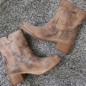 BRAND NEW DIBA TRUE Distressed Brown Heeled Boots. Never Worn